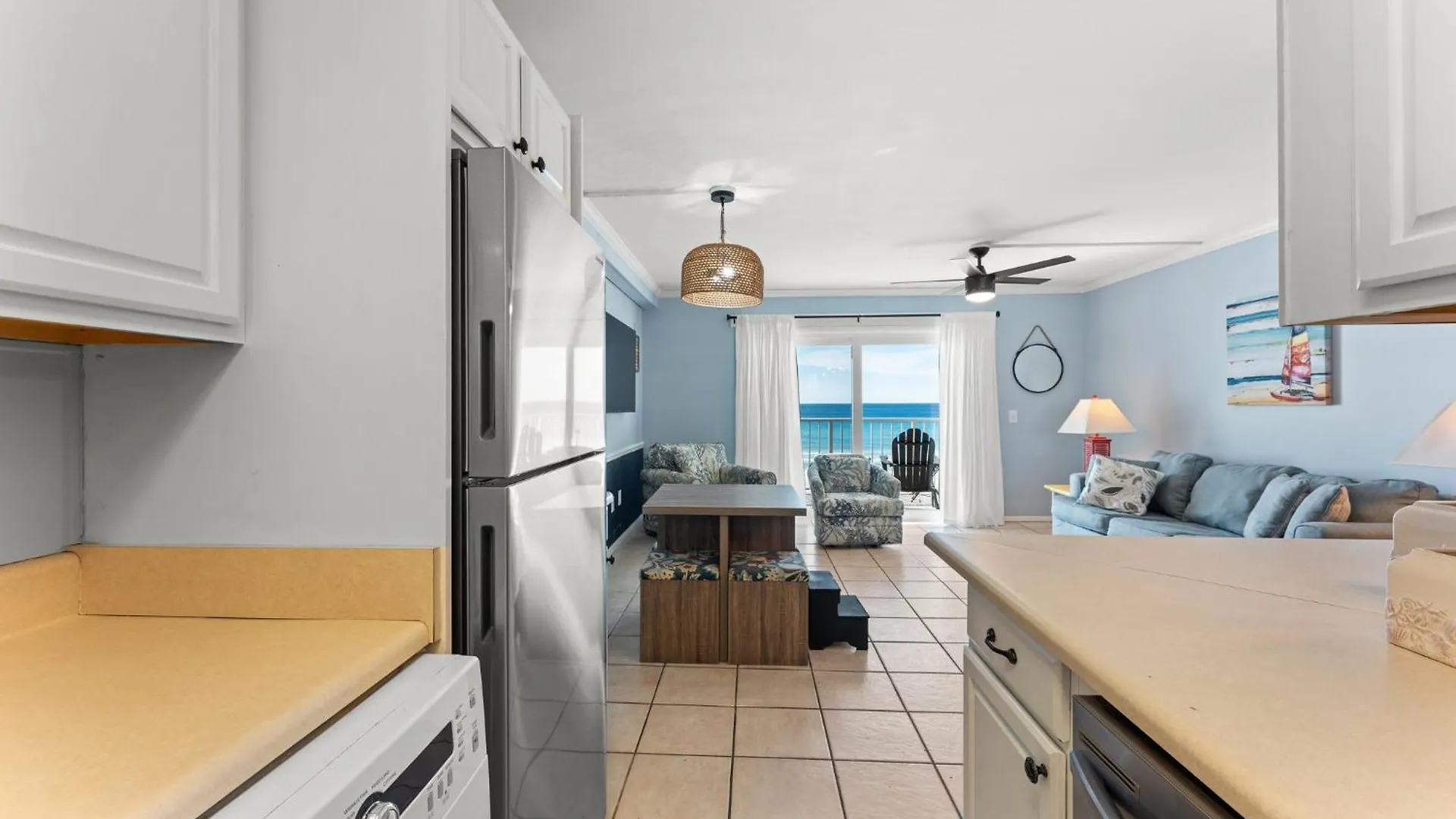 The Summit 505 - Luxury Beach Resort Condo - Beachfront - Free Beach Chairs And Sunshade بنما سيتي بيتش 0*,  الولايات المتحدة الأمريكية